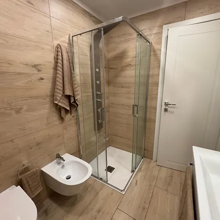 Mariel Verbania Centro Apartment Intra