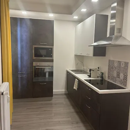 Mariel Verbania Centro إنترا