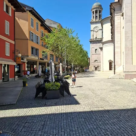 Mariel Verbania Centro Intra